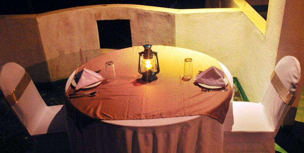 Oyo 290 Night Station Hotel Panadura Extérieur photo
