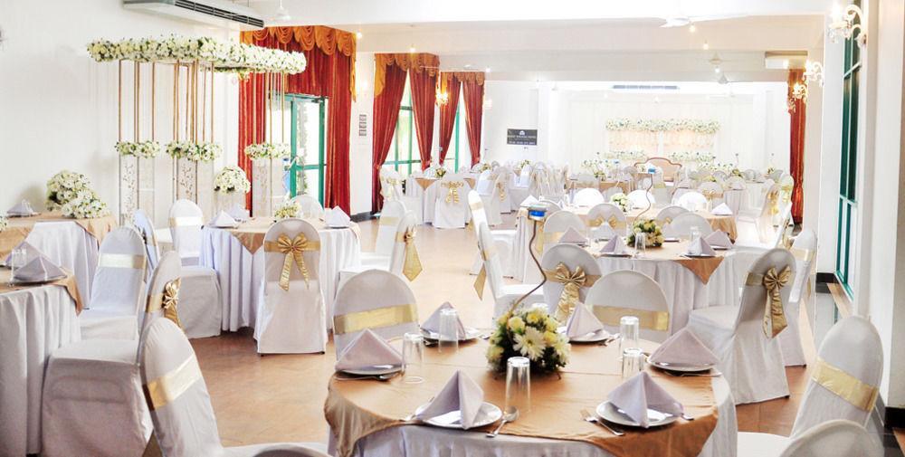 Oyo 290 Night Station Hotel Panadura Extérieur photo