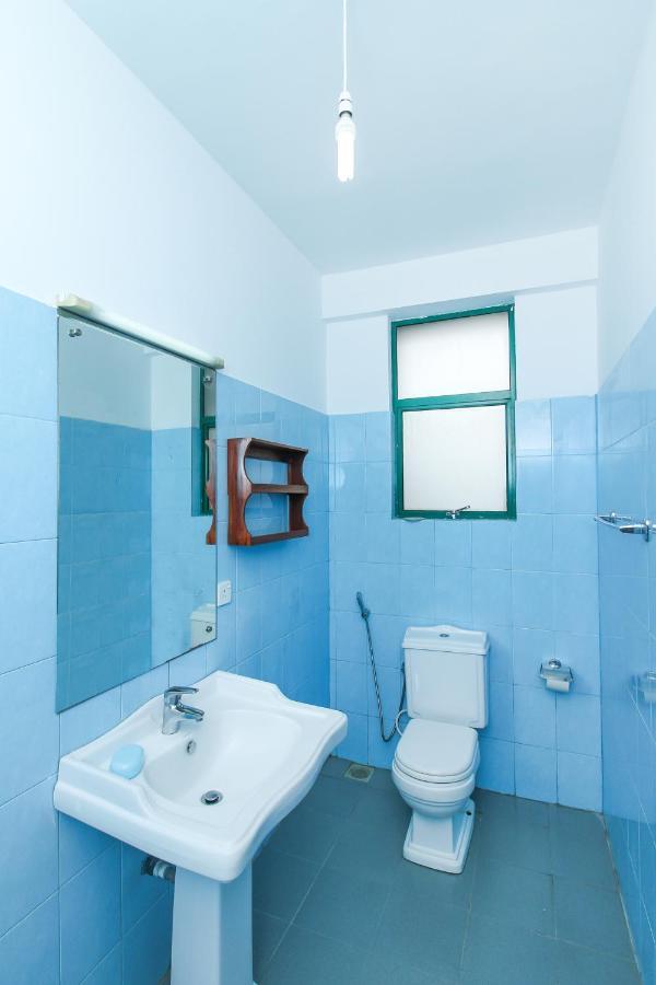 Oyo 290 Night Station Hotel Panadura Extérieur photo